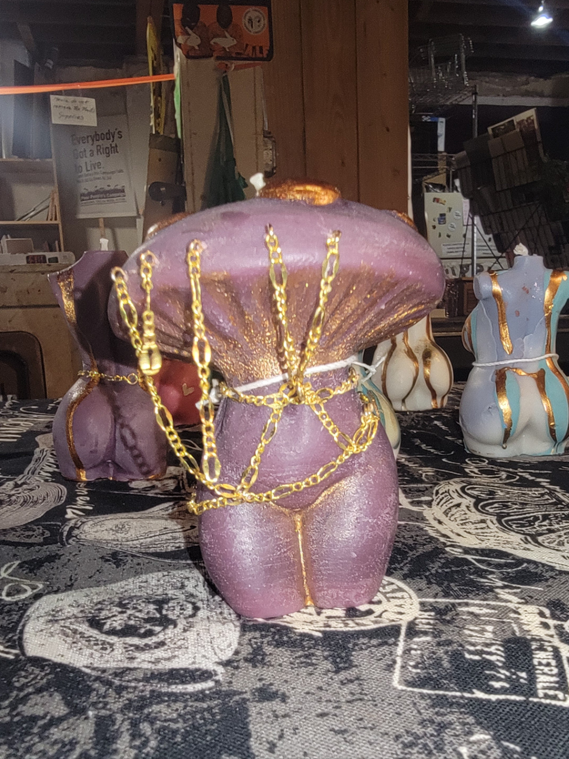 Everyday Chains - Enchantor Candle